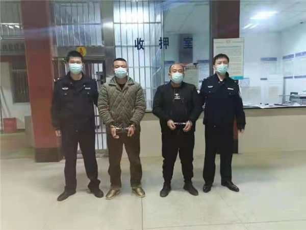 ,共抓获犯罪嫌疑人10人,扣押银行卡28张,作案手机11个,涉案流水3000余万元。