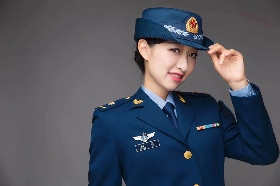 致敬!军魂在警营闪耀