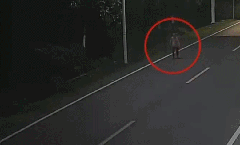 黄陂区分局-照亮阿尔茨海默病老人的回家路3.gif