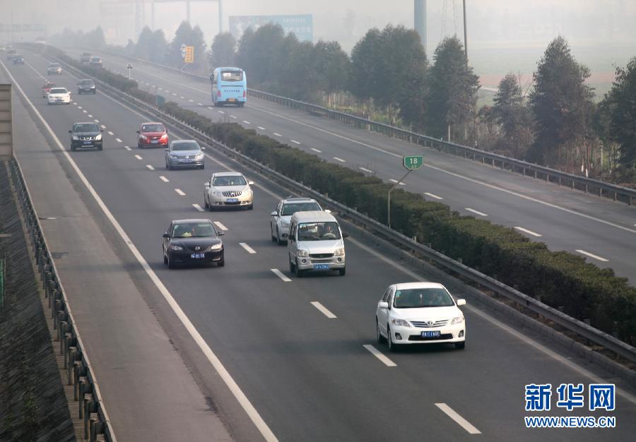 春节假日期间小客车免费通行全国公路网畅通-中国长安
